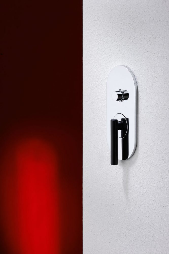 Change Simone Micheli