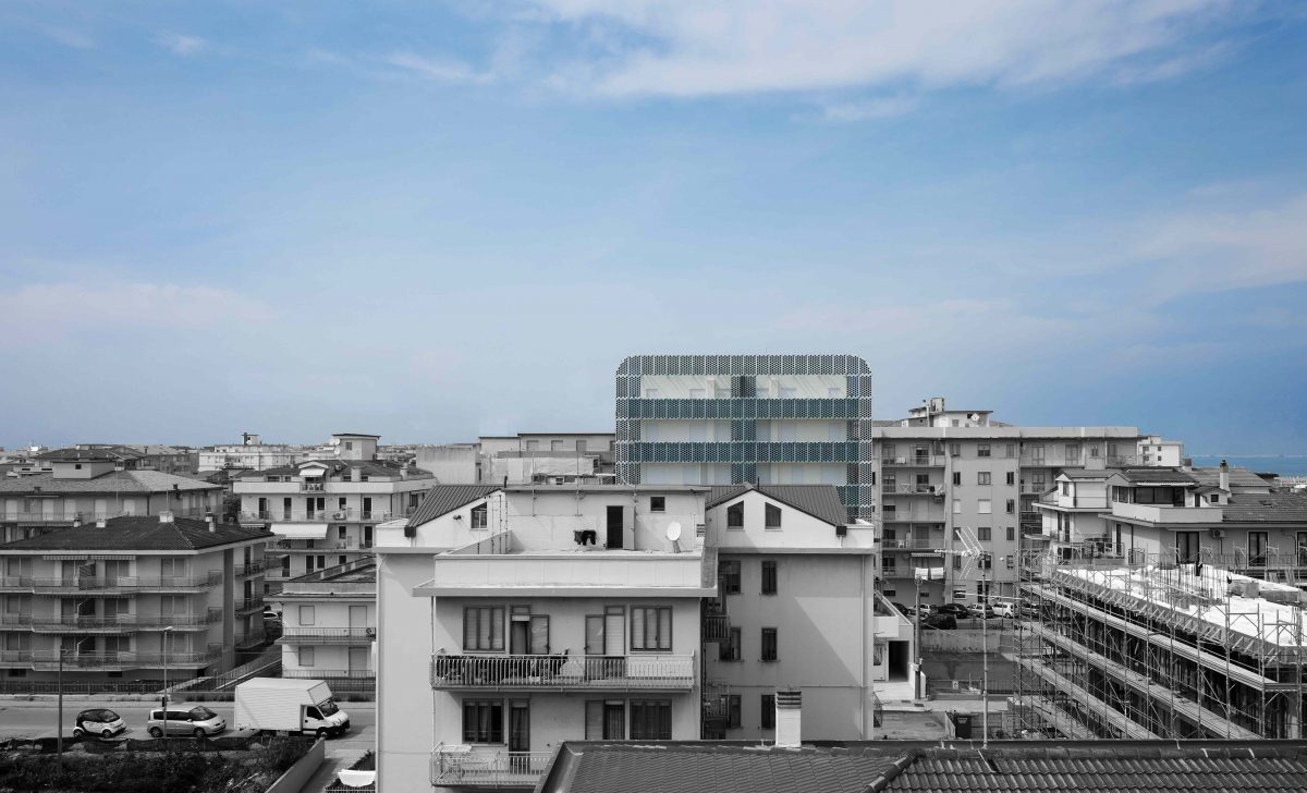 OVERSEA BUILDING Simone Micheli