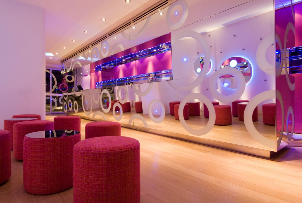 SKETCH LOUNGE BAR Simone Micheli