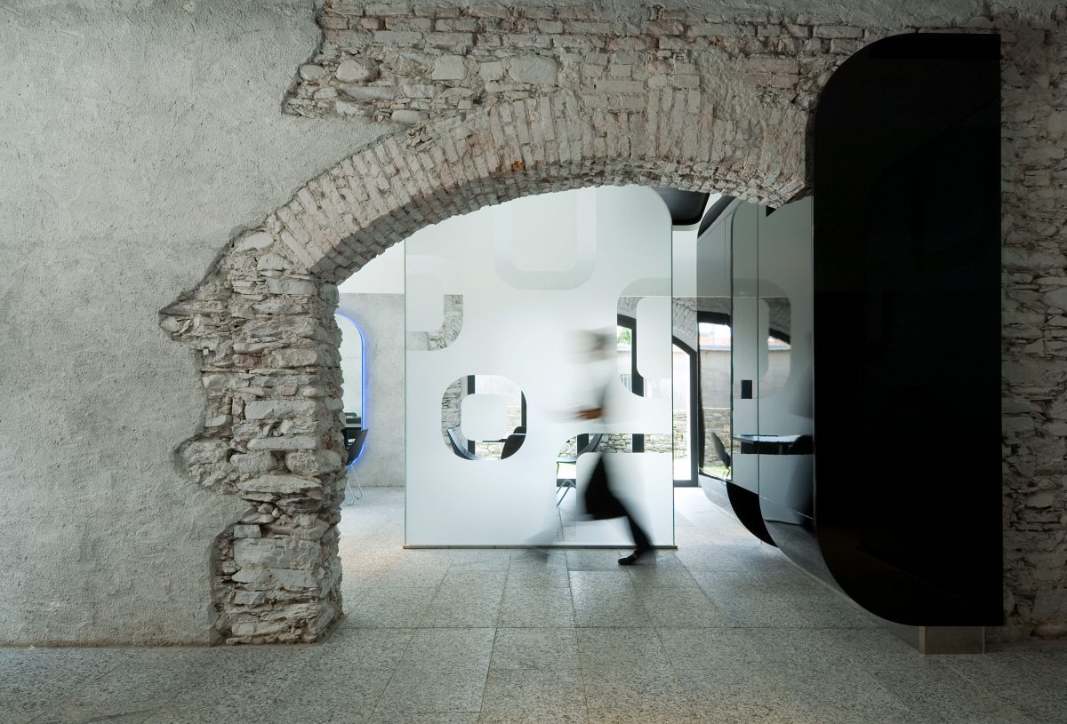 ACQUADULZA bar – wine butega & restaurant Simone Micheli