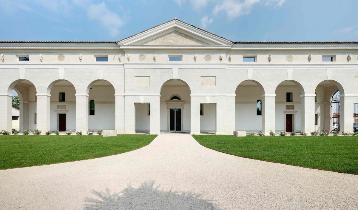 RUBENSLUCIANO New Offices & Showroom Simone Micheli