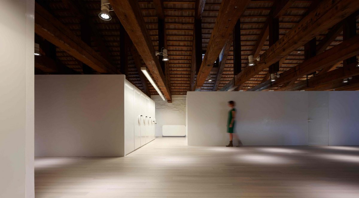 RUBENSLUCIANO New Offices & Showroom Simone Micheli