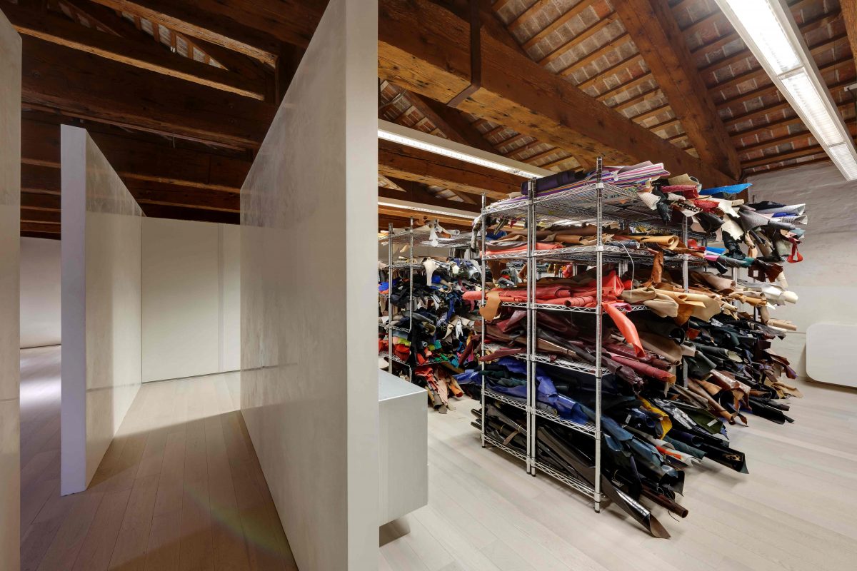 RUBENSLUCIANO New Offices & Showroom Simone Micheli