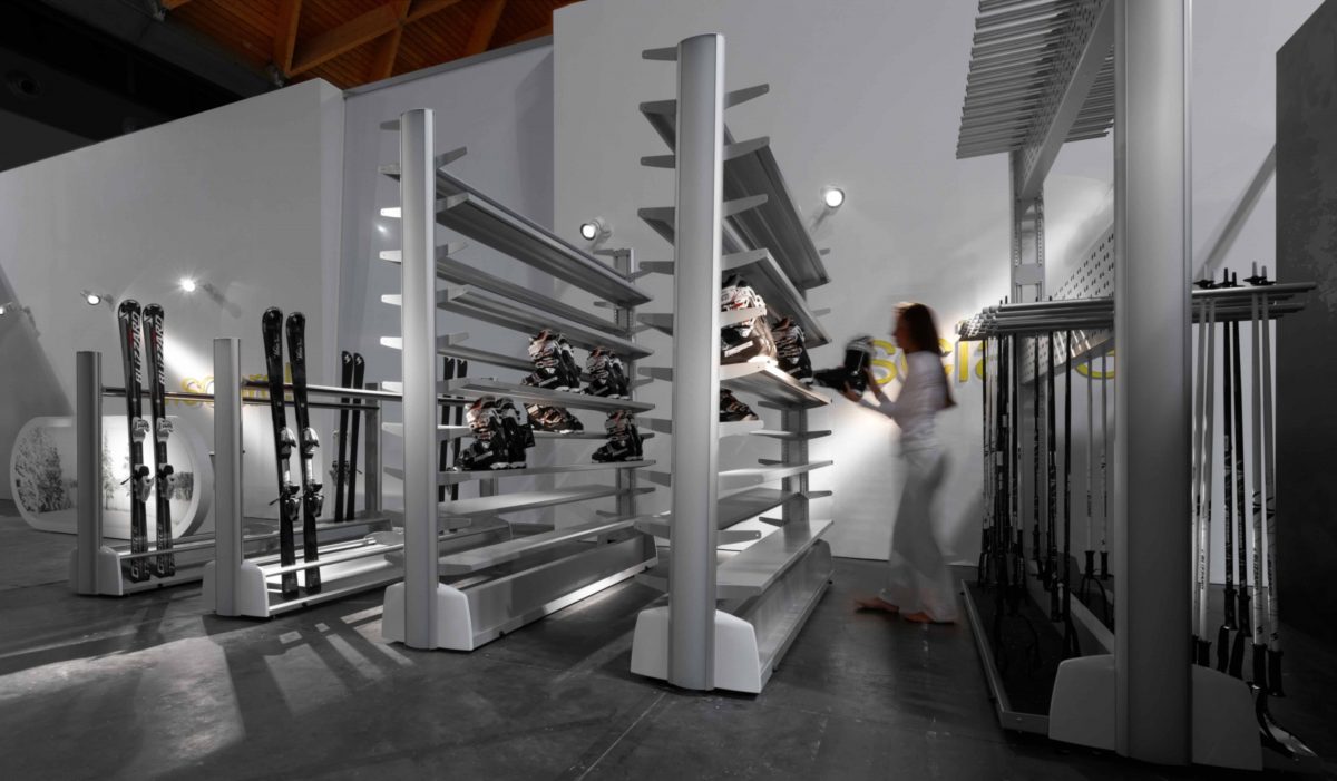 L’HOTEL D’ALTA QUOTA – HOSPITALITY IN THE FUTURE Simone Micheli
