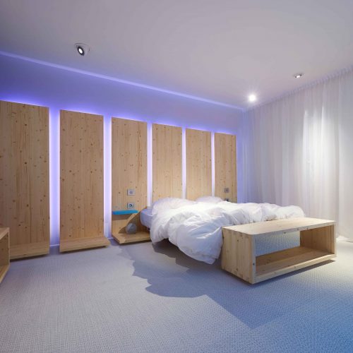WOOD ROOMS