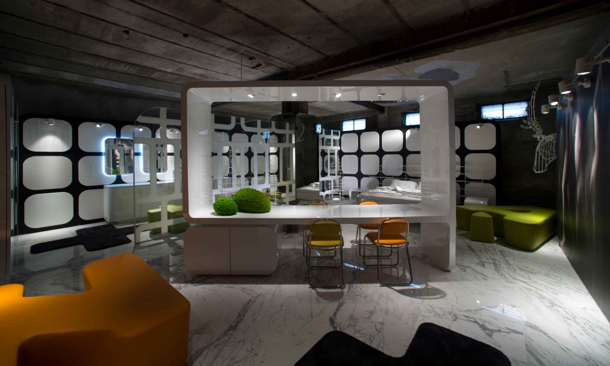 Different suites X different people Simone Micheli