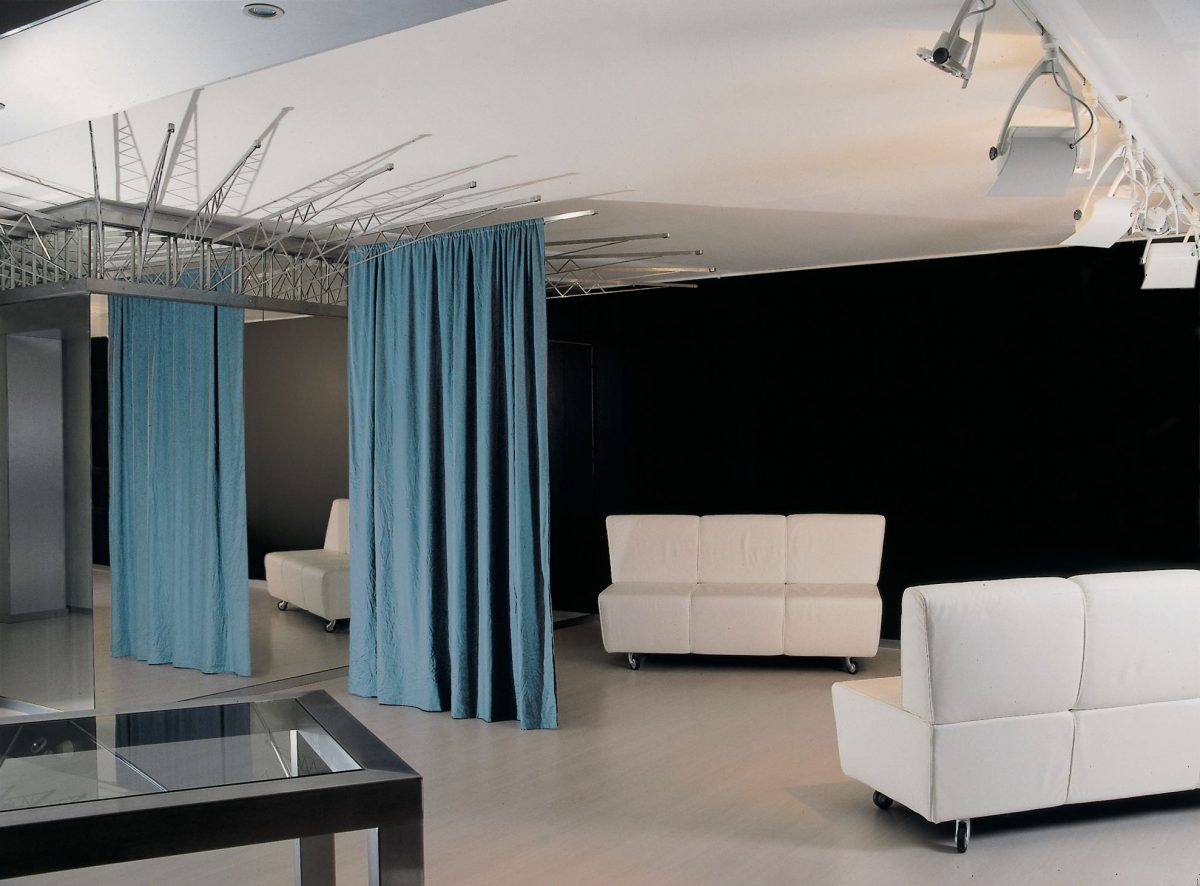 mascioni showroom Simone Micheli