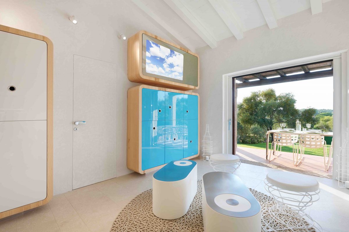 Houseboat Simone Micheli
